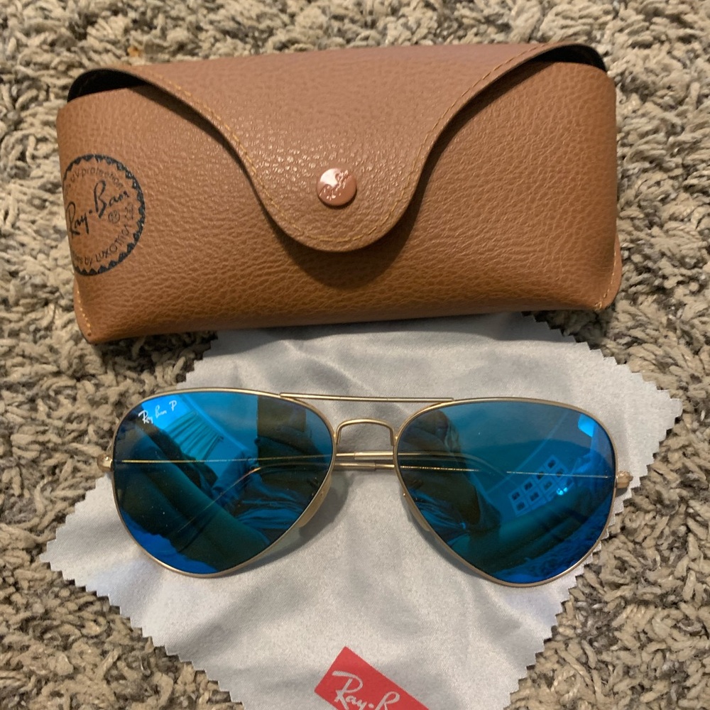 Ray-Ban Gold Aviator Sunglasses with Blue Lenses